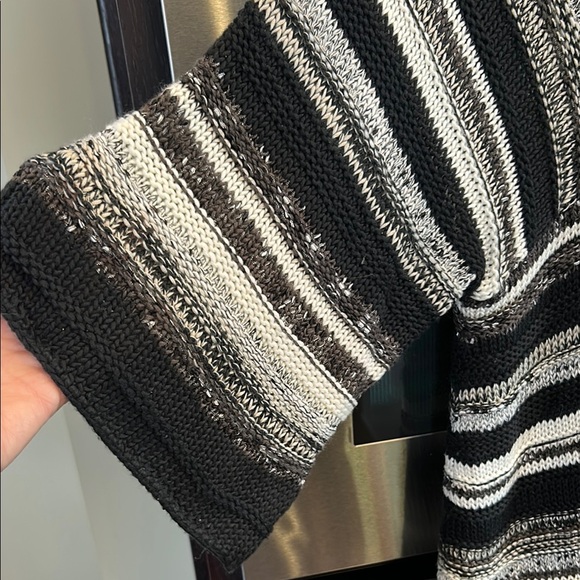 NWOT Coldwater Creek‎ Black and White Striped Cardigan Sweater - Picture 2 of 7